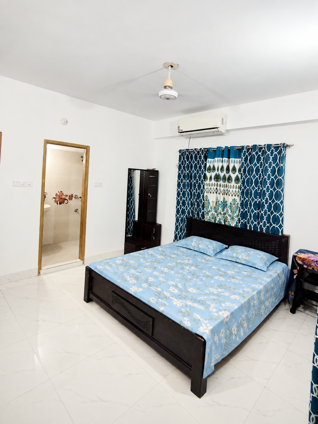 Comfortable AC Bedroom with Attached Washroom & Balcony at Uttara | Section 177540