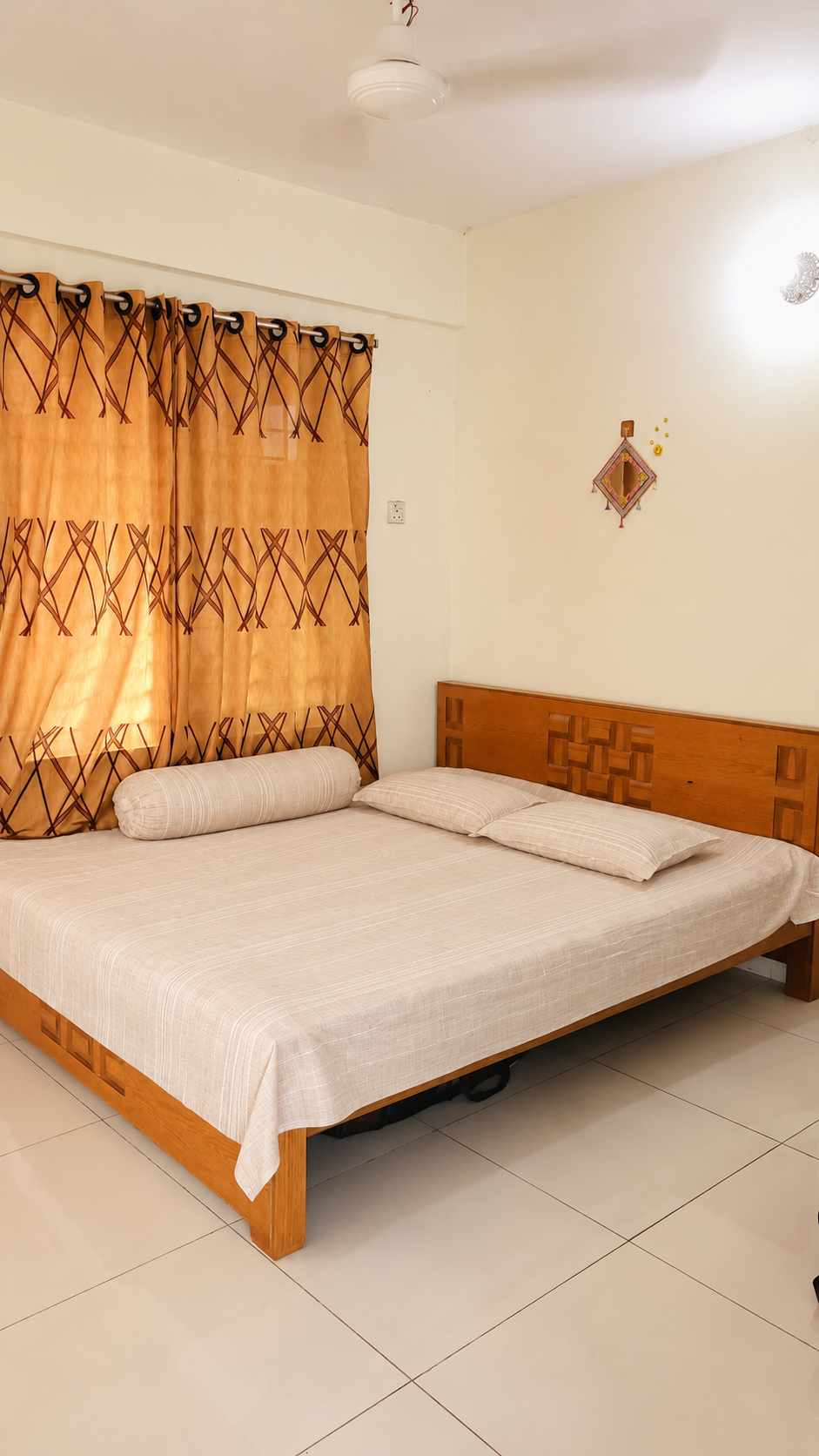 Uttara3279