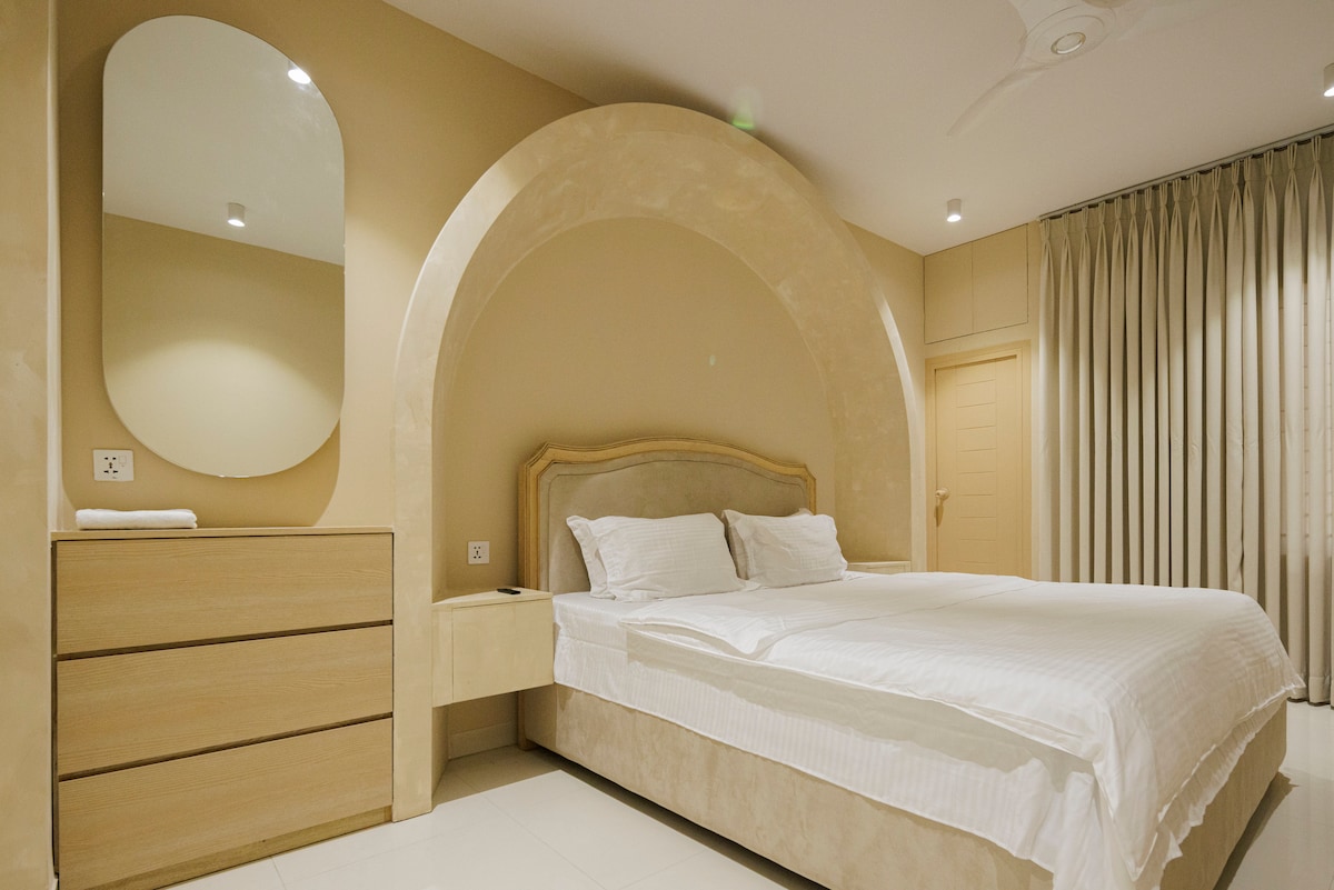 Beautiful Studio AC Bedroom with Good Facilities at Baridhara5231