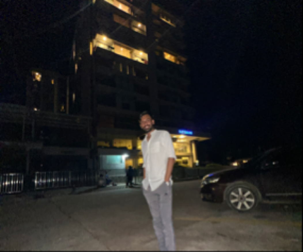 user-avatar
