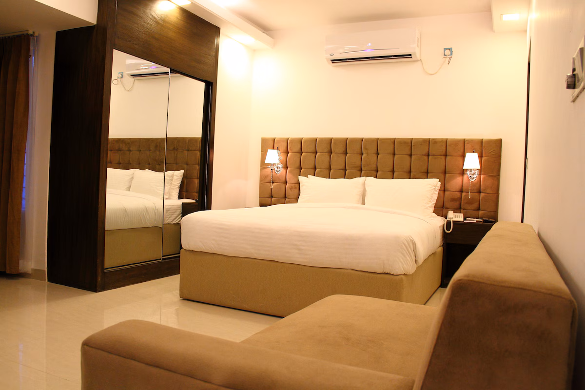 King Suite at Baridhara | US Embassy Road7009