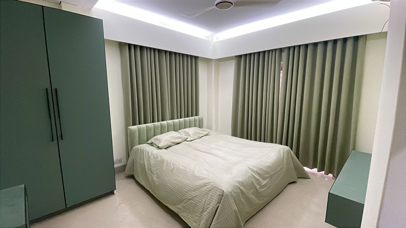 Comfortable AC Bedroom with Attached Washroom for Family at Baridhara | J Block6733
