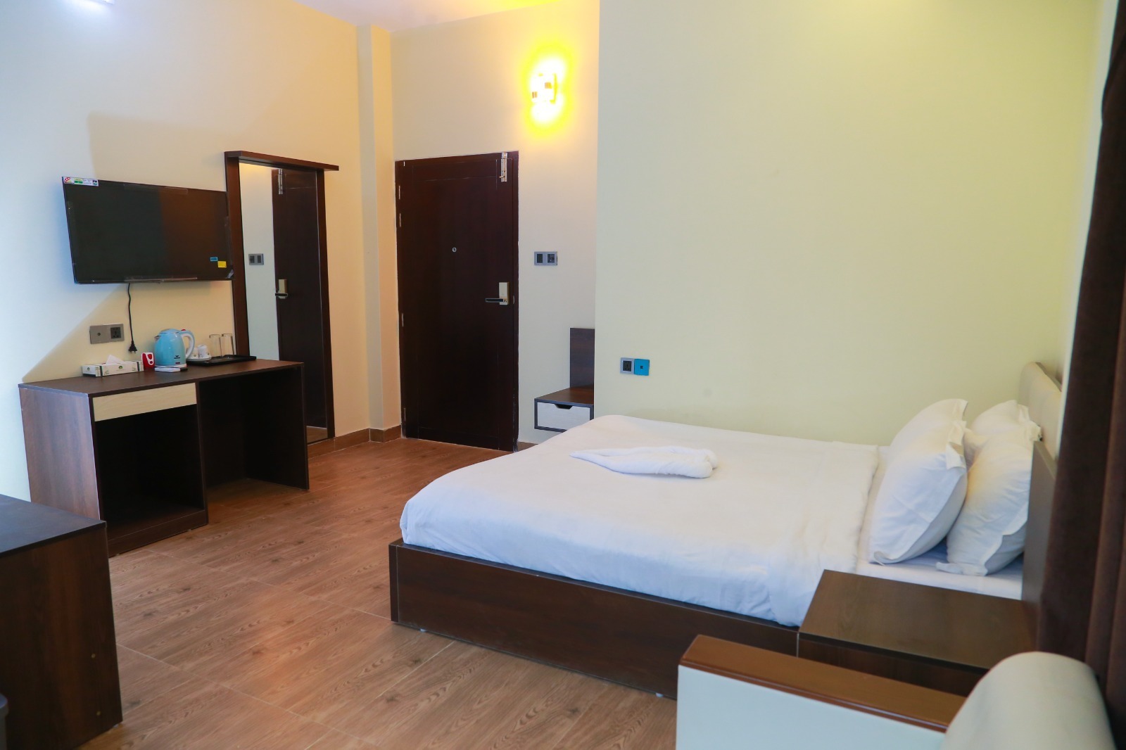 Couple Deluxe AC Room at Sreemangal | Radhanagar932