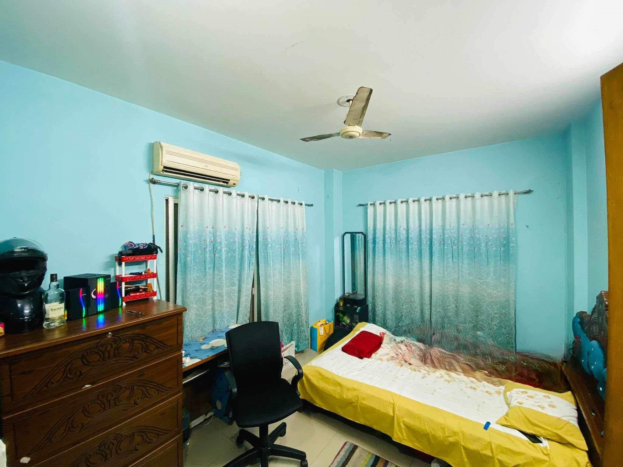 AC Private Safe Room With Attached Washroom Near Airport in Bashundhara R/A, K block | Dhaka3145