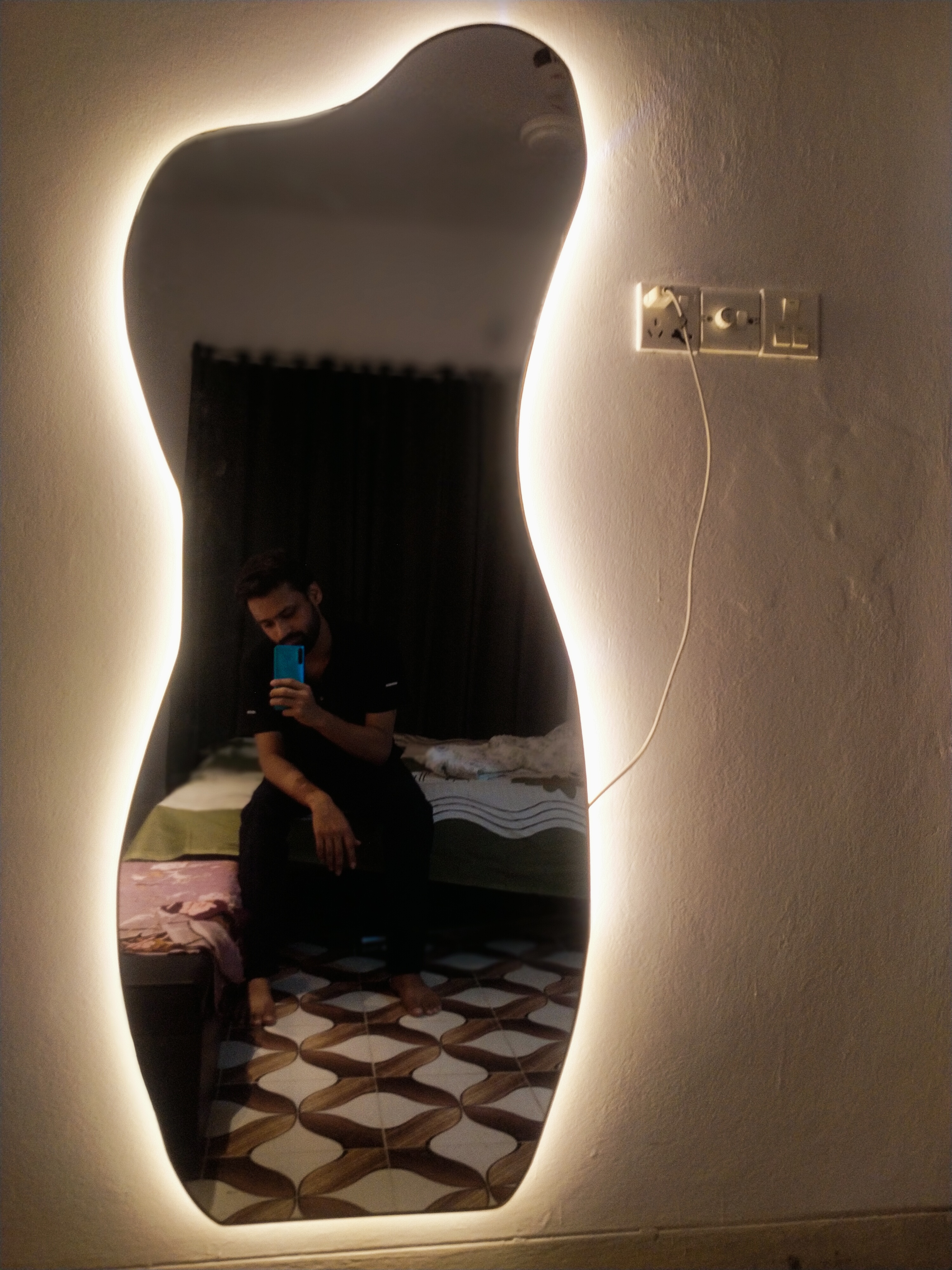 user-avatar